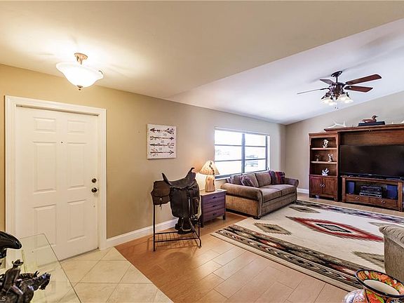 3rd image of 4336 SW 6th Pl