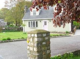 83 Mill Rd, Fairhaven, MA 02719