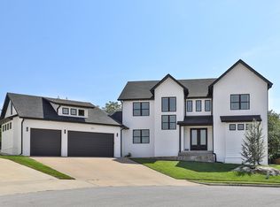 201 N Blarney Court, Nixa, MO 65714
