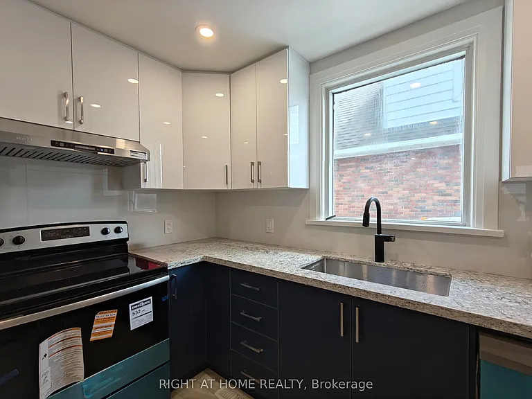 92 Cadillac Ave S #UPPER — Photo 8
