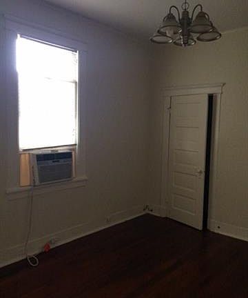 4th image of 1015 Bellecastle St