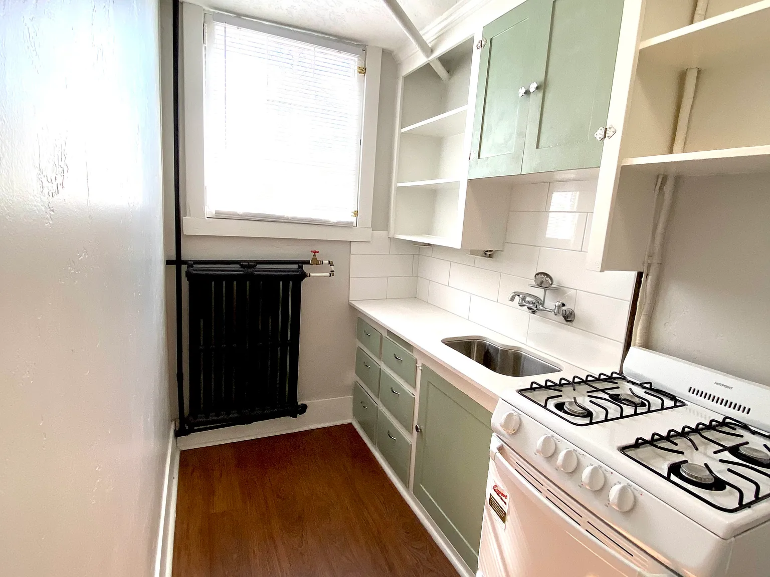 366 N Center St — Photo 3