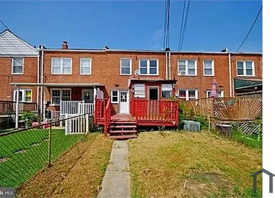 7457 Lawrence Rd — Photo 22
