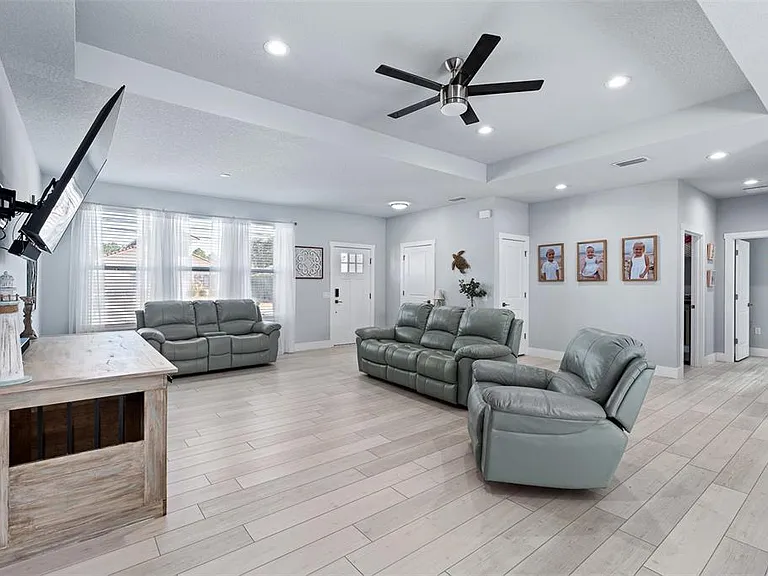 13 Lemay Pl — Photo 13