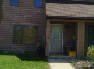 8 Eichen St, Ticonderoga, NY 12883