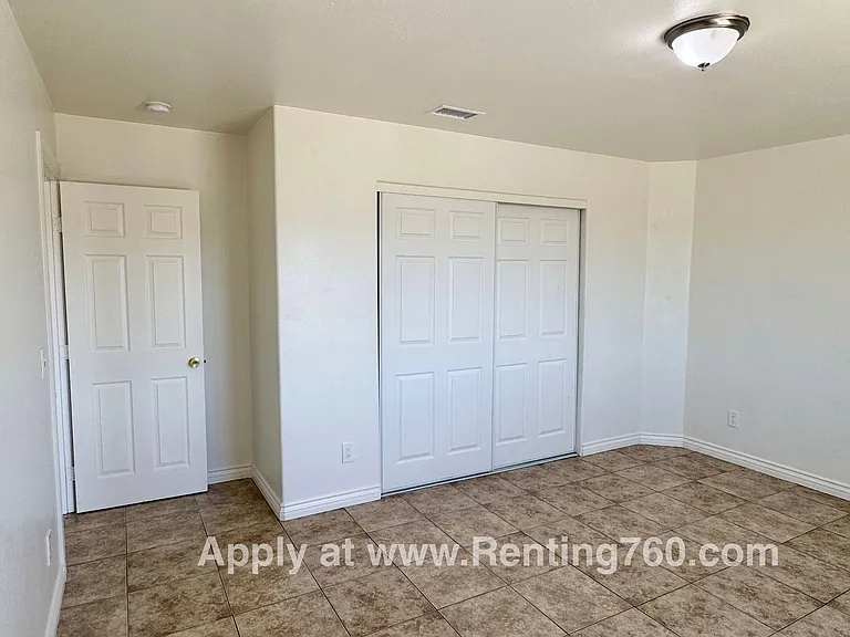 8650 Abeland Rd — Photo 11