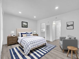 122 Elm Ave APT 11, Long Beach, CA 90802