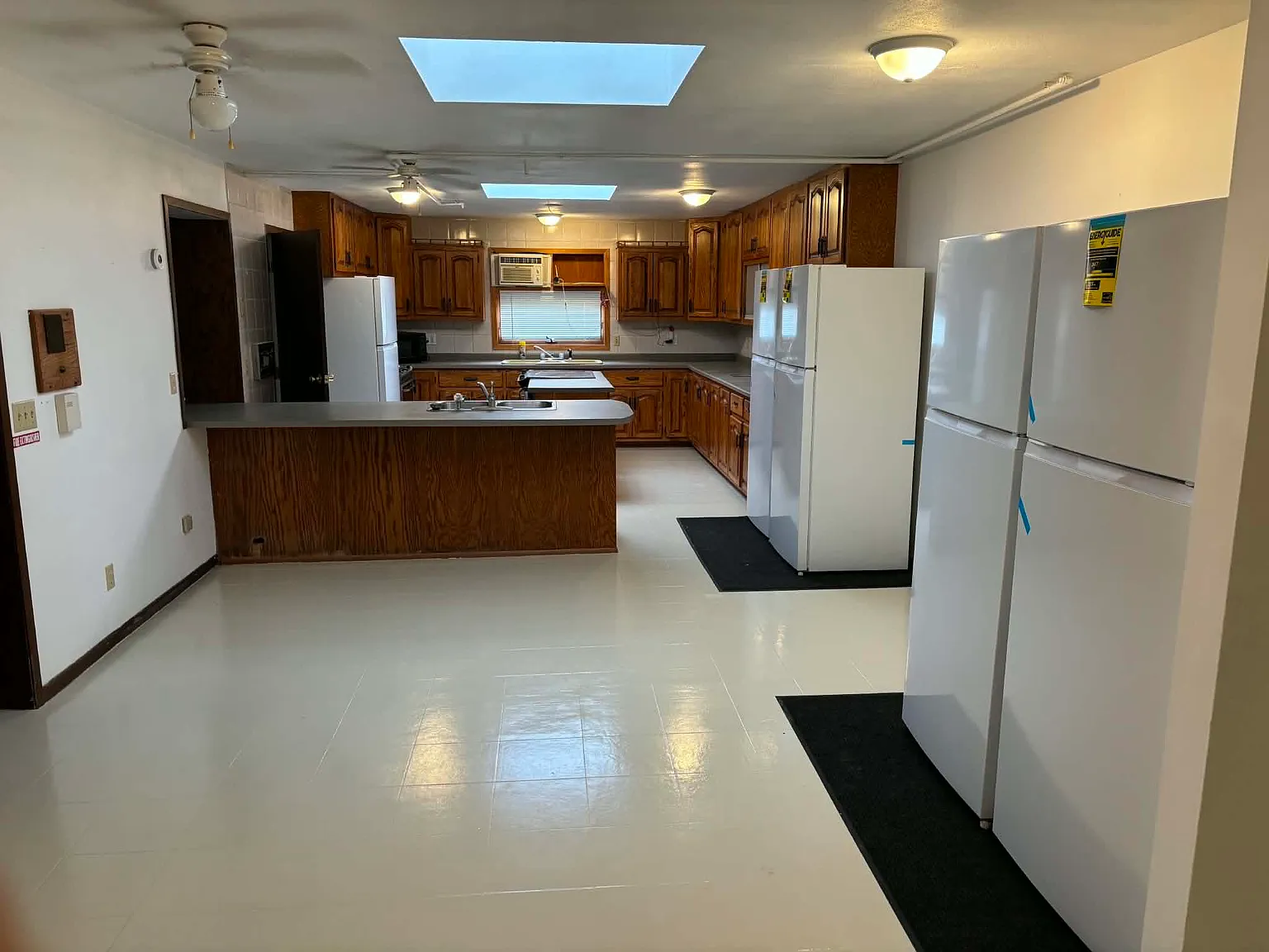 2 bed, 1.5 bath, 519 sqft, $795 — Photo 4
