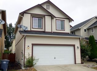 9911 185th St E, Puyallup, WA 98375