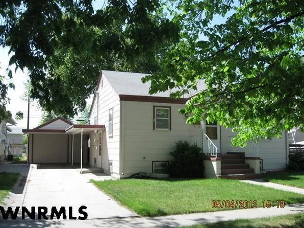 2015 13th St, Gering, NE 69341
