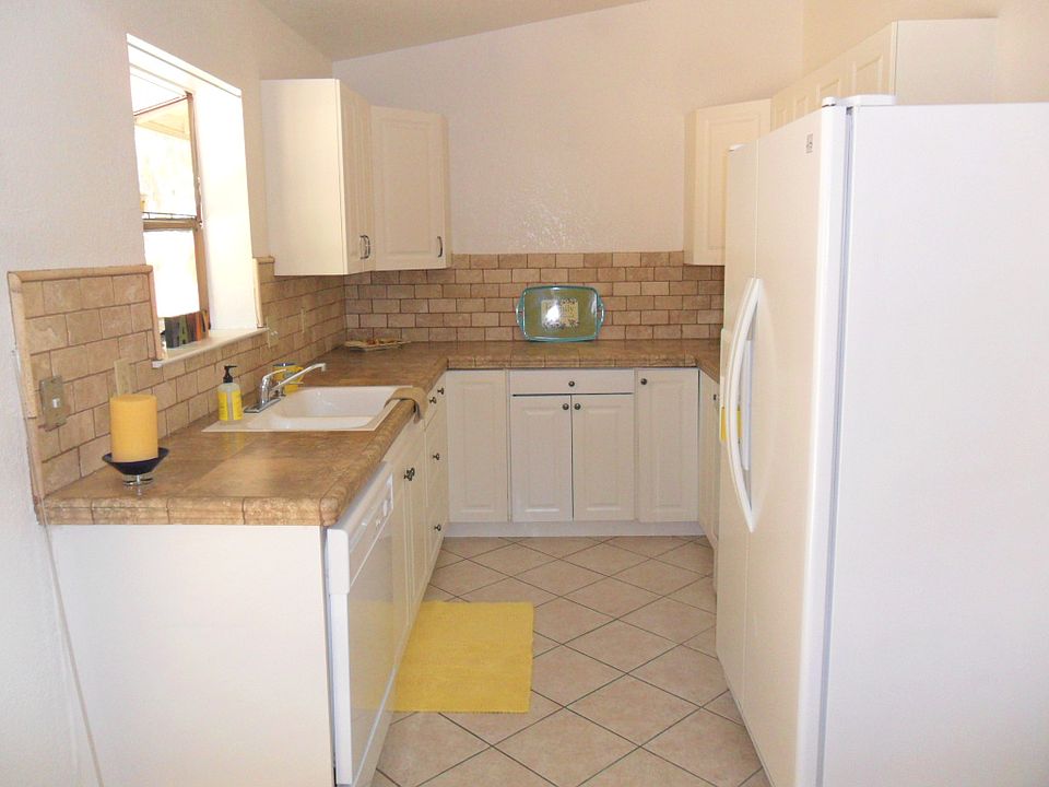 1st image of 14525 Torrey Pines Dr