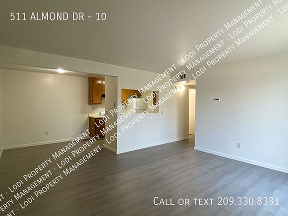 3rd image of 511 Almond Dr APT 10