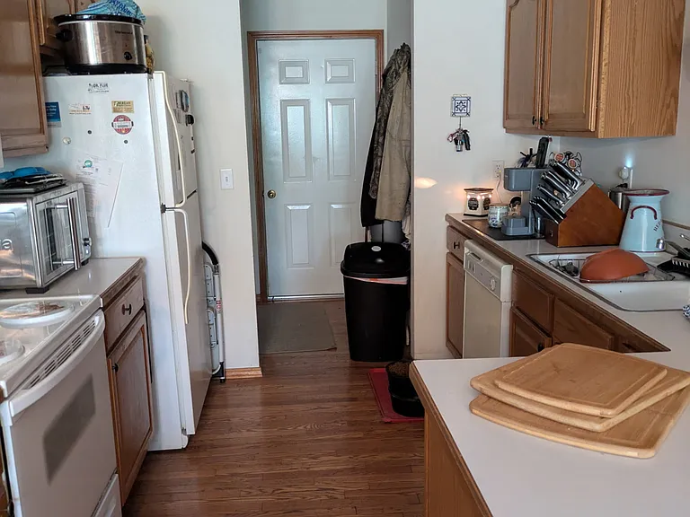 3350 E Berkeley St — Photo 10
