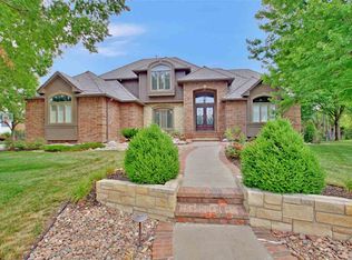 12716 E Meadow Ct, Wichita, KS 67206