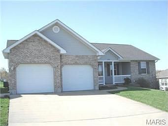 2nd image of 104 Jacqueline Dr