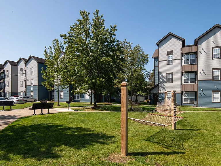 Relax and Unwind in the Tranquil Hammock Garden at The Flatts Salisbury