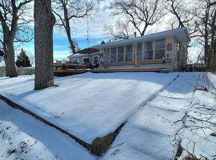 6363 S Rannells Rd E, Knox, IN 46534