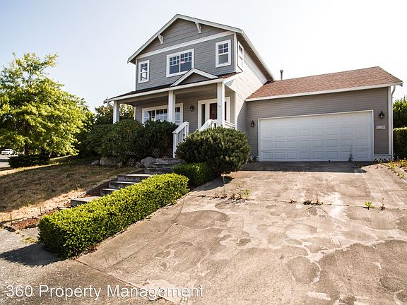 2nd image of 1039 SW Thornberry Dr