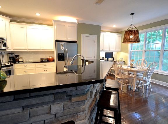 5th image of 214 Live Oak Ln