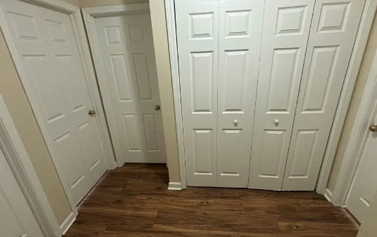 1010 Maple Valley Ct — Photo 12
