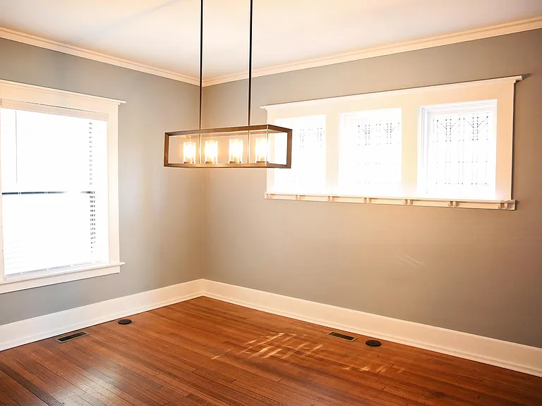 4020 Ingersoll Ave — Photo 8