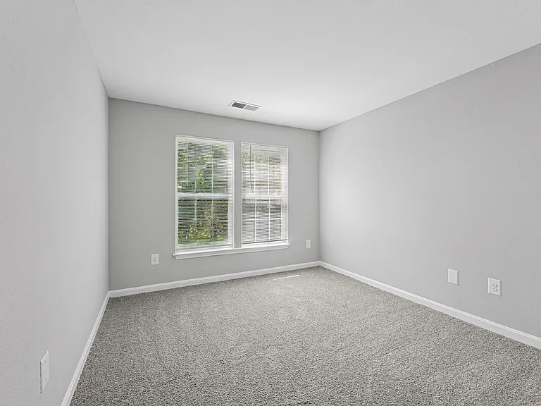Glen Ridge Commons Apartments — Photo 10