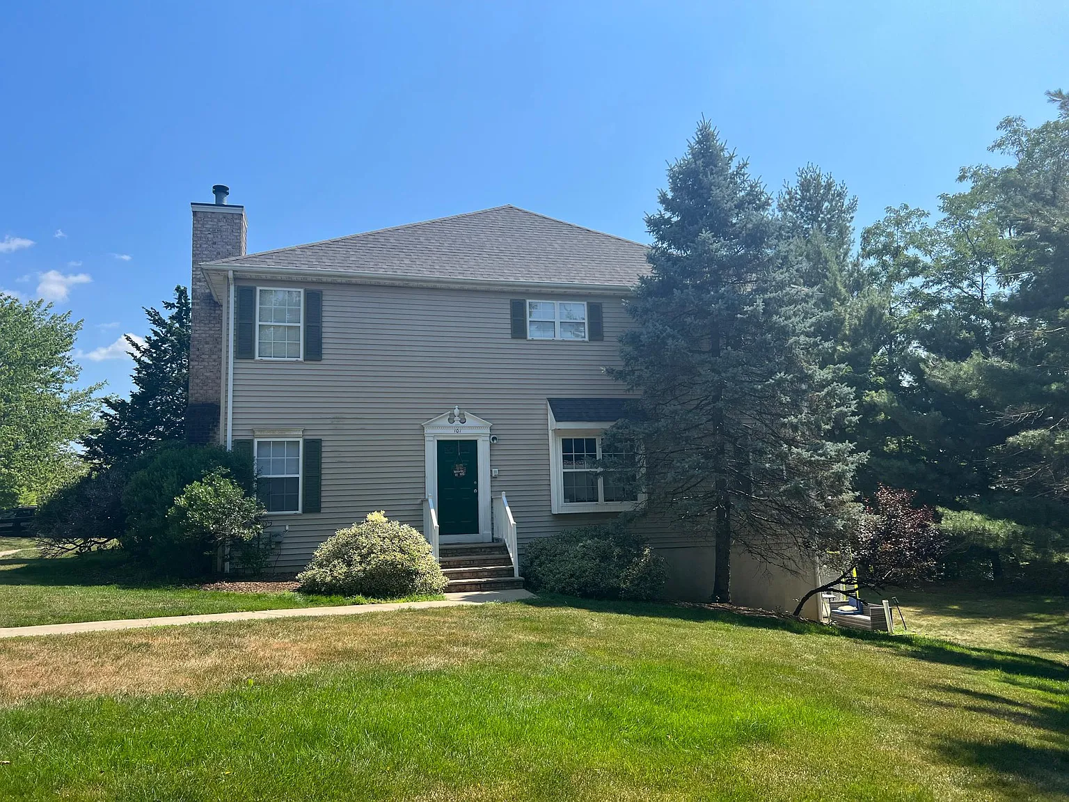 101 Tallwood Ln photo 1