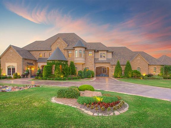 2nd image of 4657 Benavente Ct