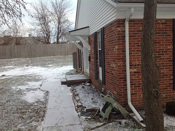 4th image of 37324 Glenbrook Dr.