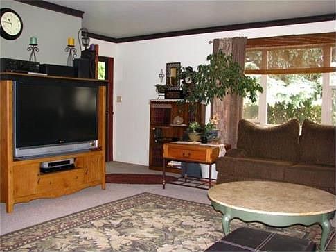 4th image of 1057 Morningside Dr