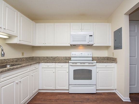 4th image of 835-865 Mix Ave #3311