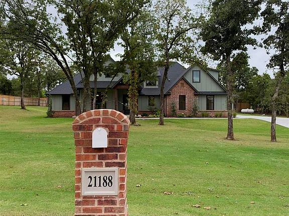 2nd image of 21188 Reserve Cir