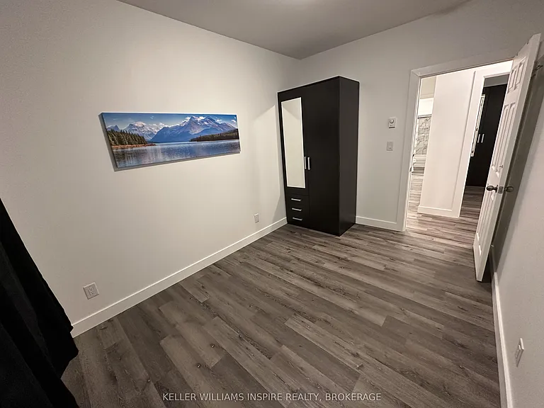 31 Everett St — Photo 12