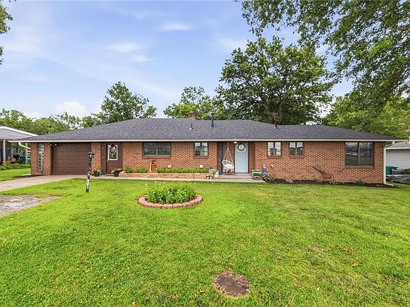 5th image of 5 Sunset Ln