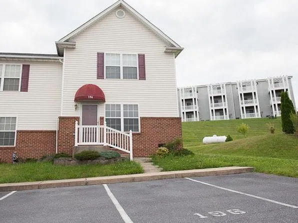 196 Emerson Ln, Harrisonburg, VA 22802