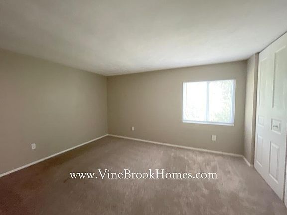 5th image of 801 N Coolee Ln