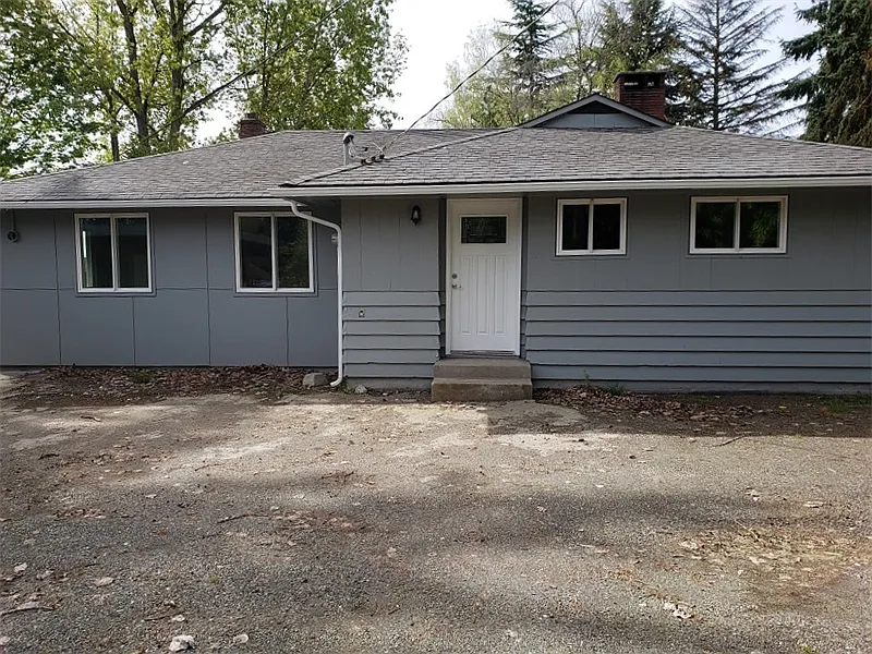 14230 8th Ave S photo 1