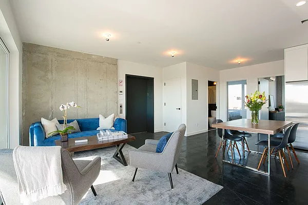 Rented by Compass | media 18