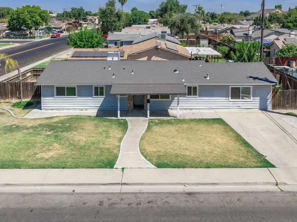 902 Boxwood Ln, Lemoore, CA 93245