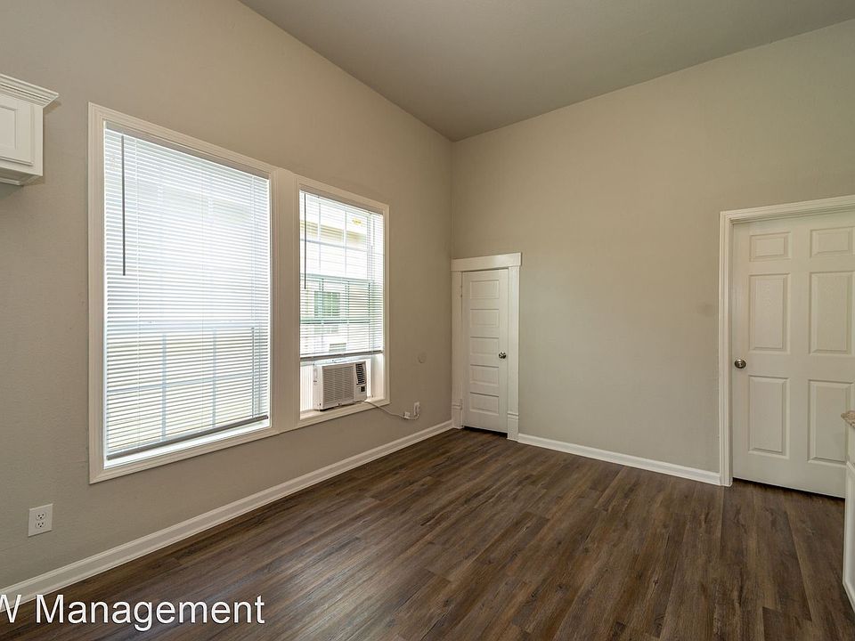 1st image of 1445A Magnolia Ave