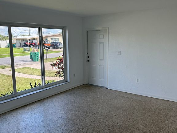 3rd image of 21435 Meehan Ave