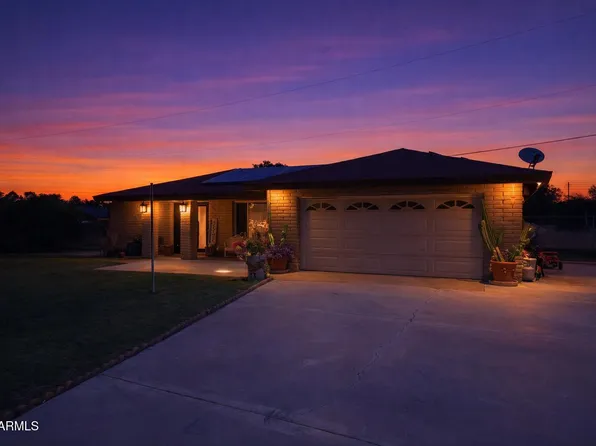 1725 N LINDSAY Road, Mesa, AZ 85213