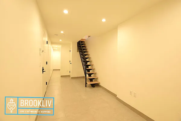 Rented by null | media 15