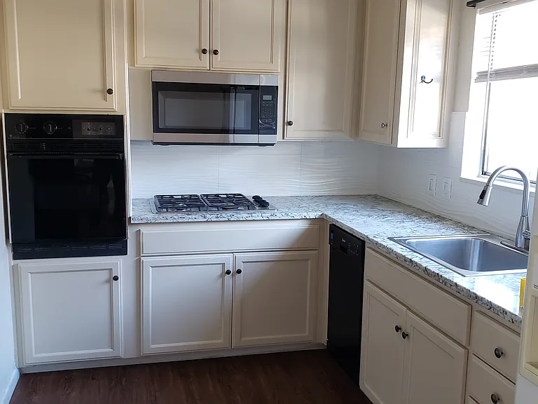819 Teresi Ct — Photo 1