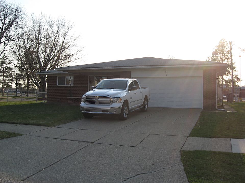 1st image of 31701 Sankuer Dr