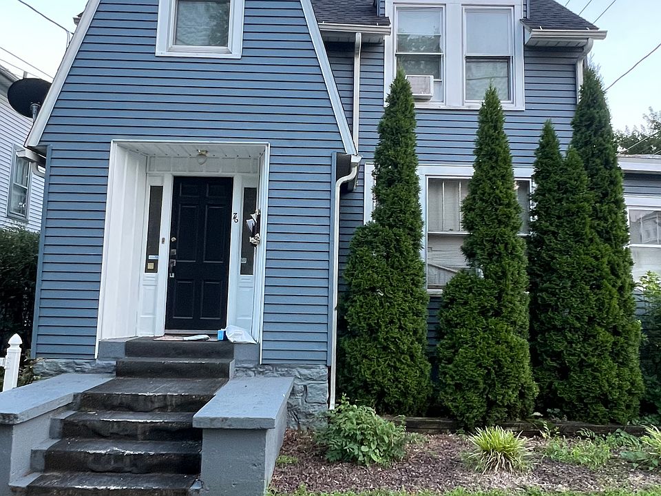 1st image of 76 W Willow St Floor 2