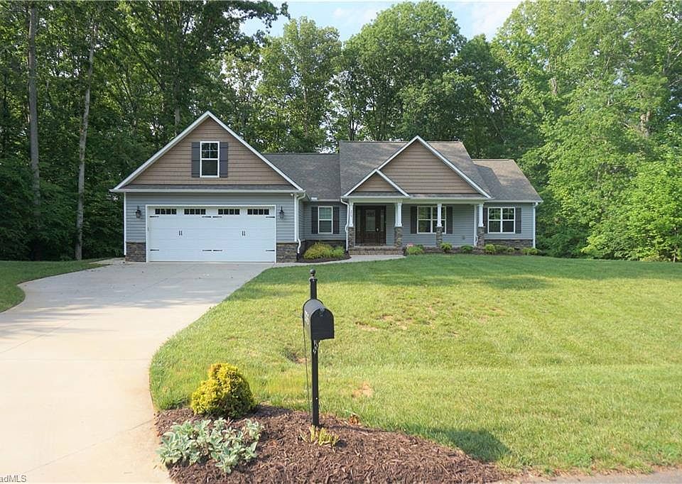 1st image of 375 Wild Fern Ln