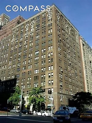 Sold by Compass | media 18