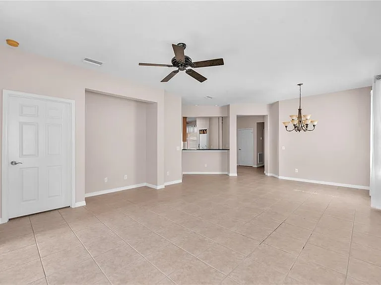 107 Shell Falls Dr — Photo 9