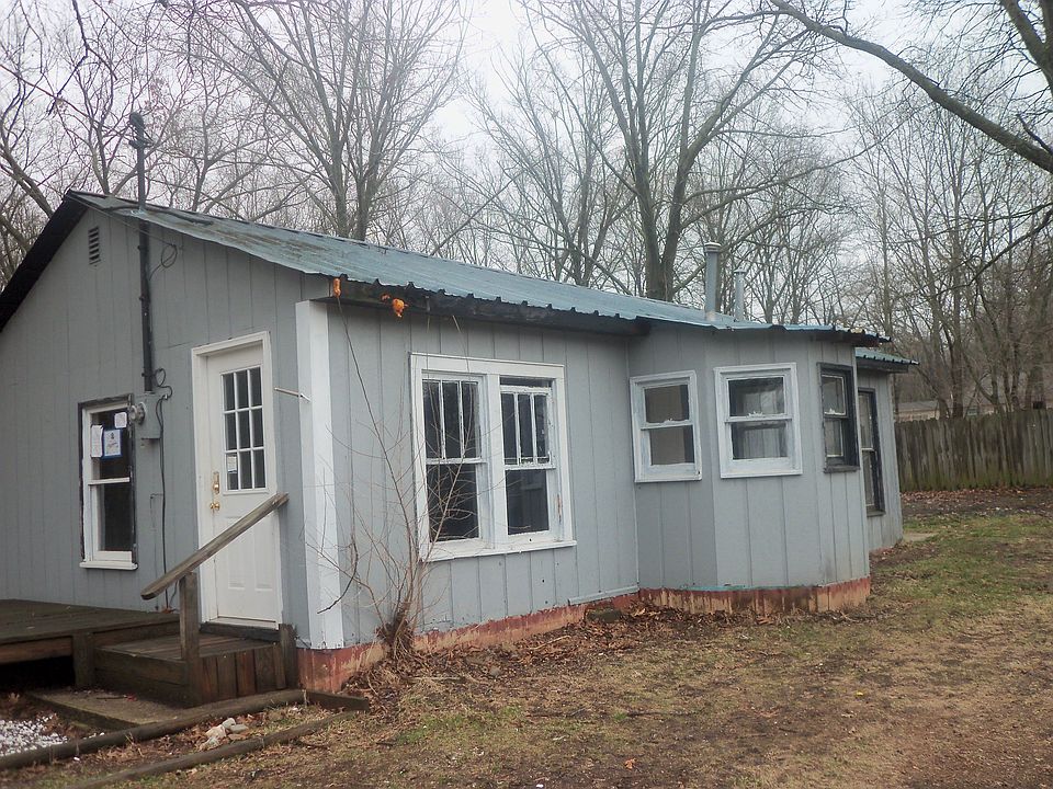 1st image of 24673 Olive St